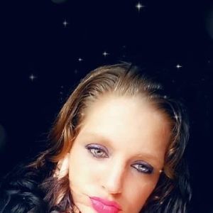 Meet your Posher, Glendalee